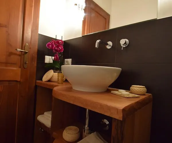 Terra Selvatica Couette-café 3*